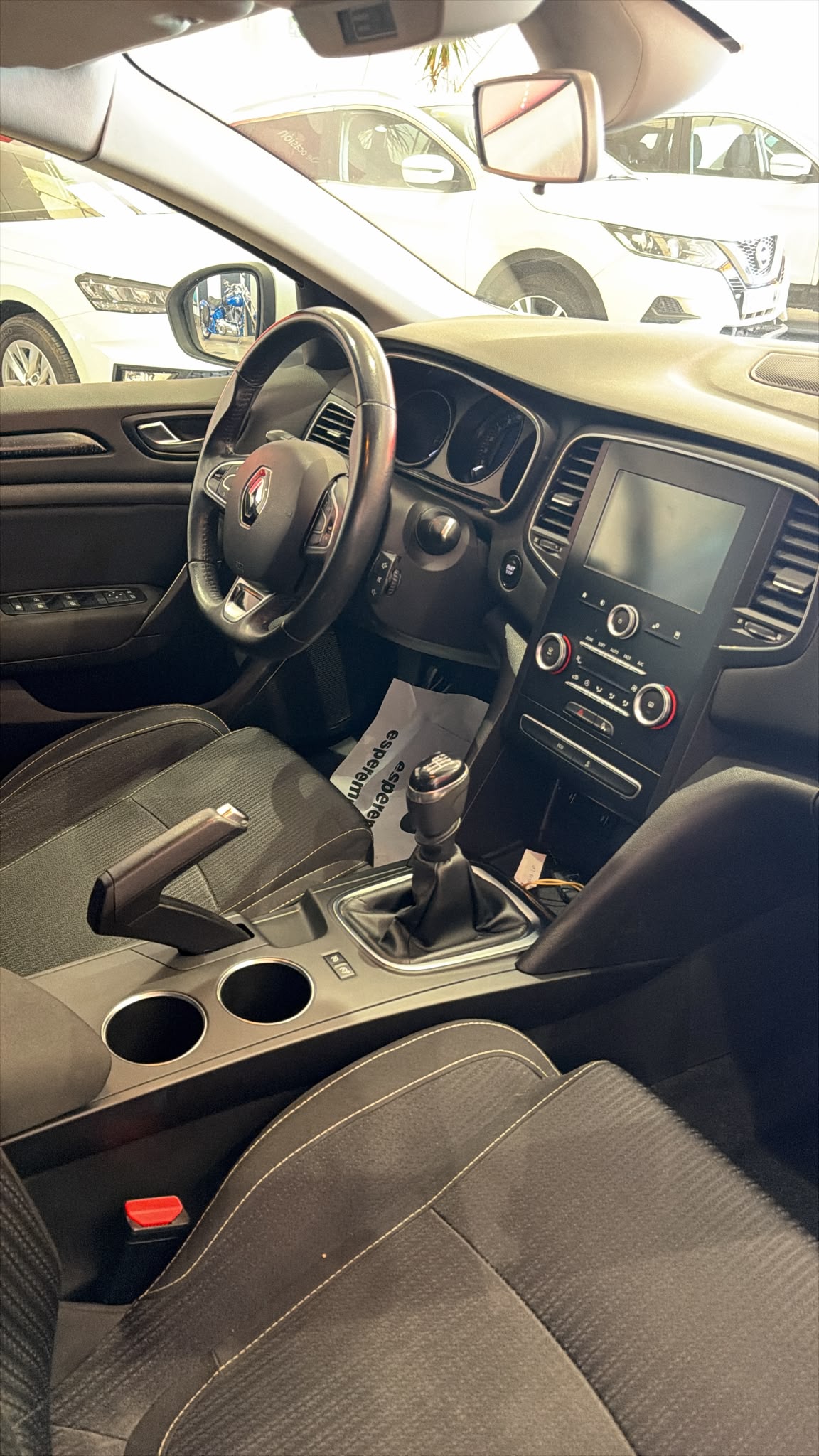 Renault Megane 1.2TCE 130CV INTENSE foto 7